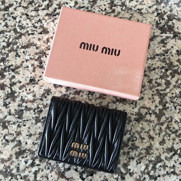 MIU MIU Black Leather Wallet - Picture 1 of 6
